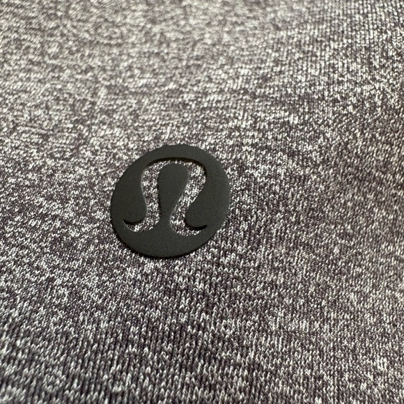 Lululemon On the Fly 7/8 pants - Picture 3 of 3